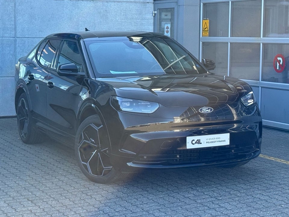 Ford Capri 77 Premium Extended Range 5d