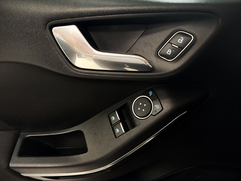 Ford Fiesta 1,0 EcoBoost Titanium 5d