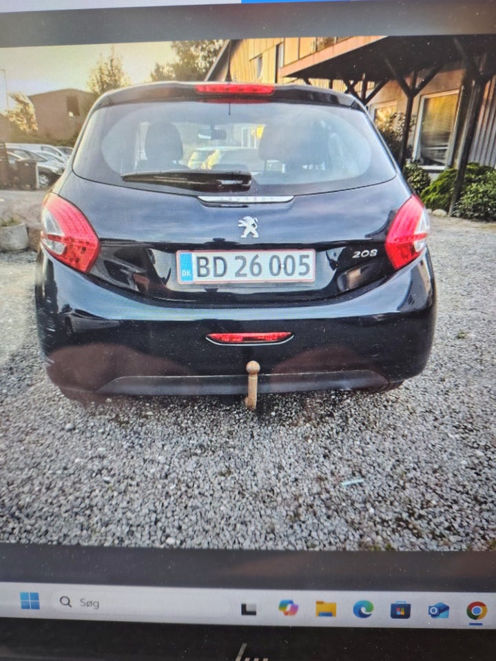 Peugeot 208 1,0 VTi Access 5d