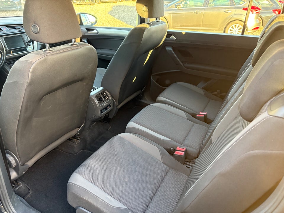 VW Touran 1,2 TSi 110 Comfortline 7prs 5d