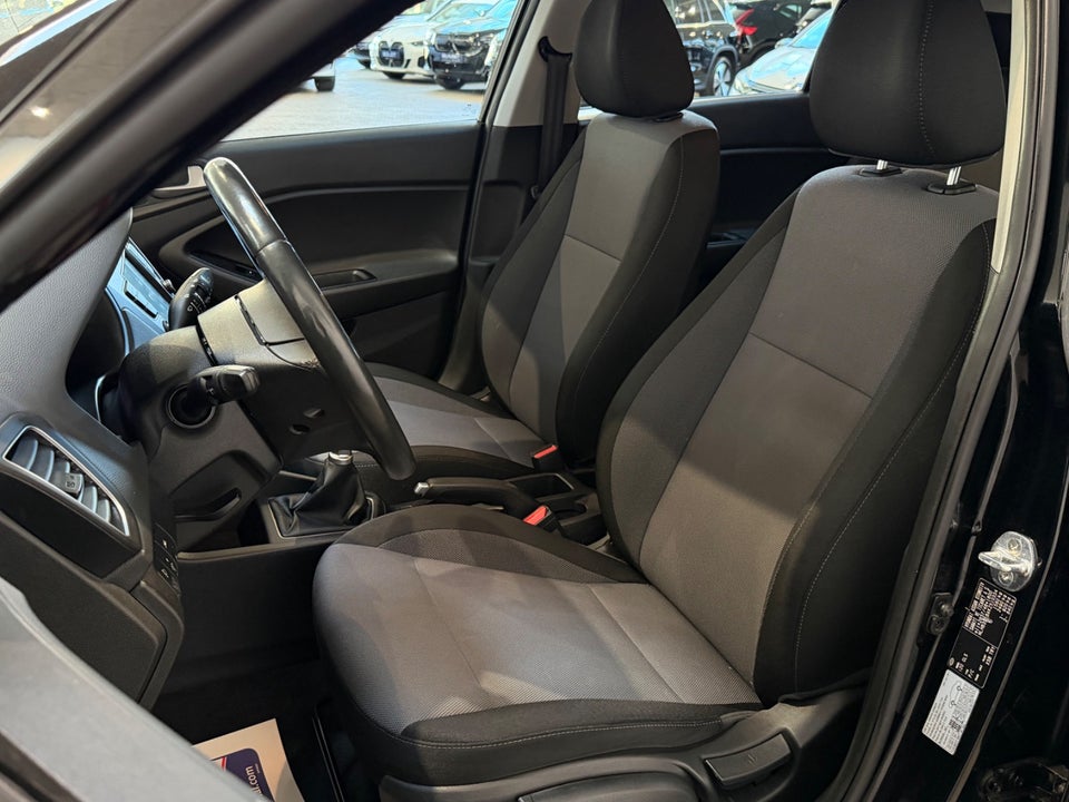 Hyundai i20 1,25 Trend 5d