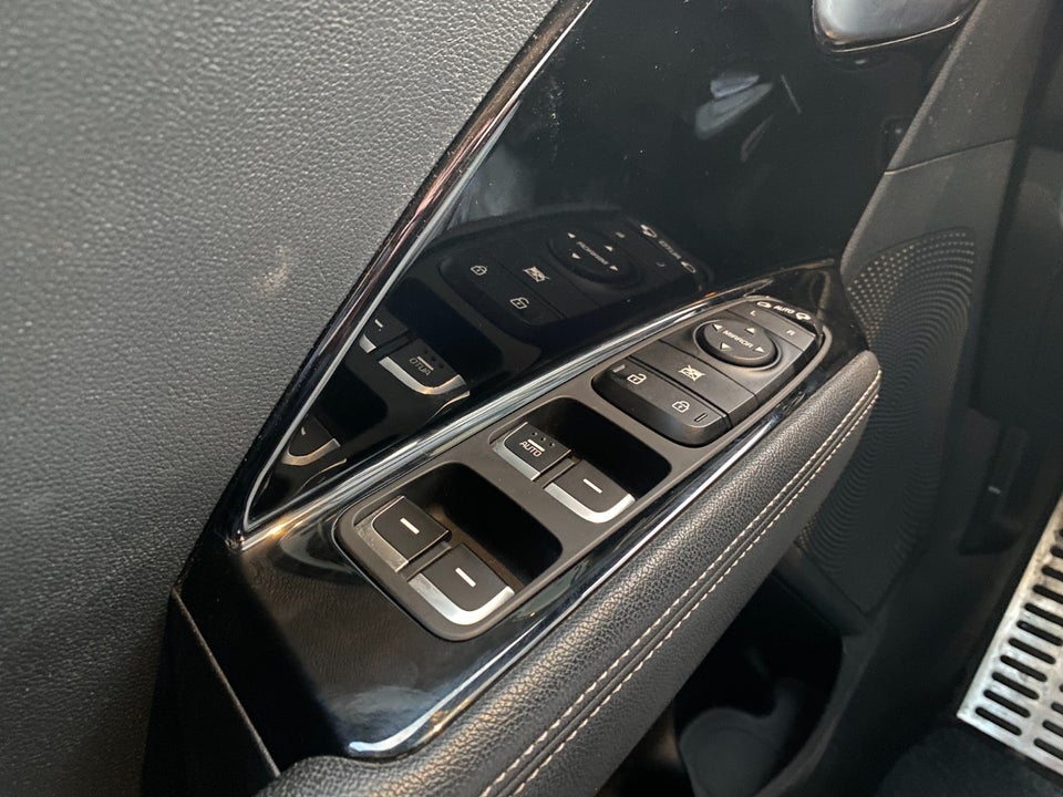 Kia Niro 1,6 PHEV Advance DCT 5d