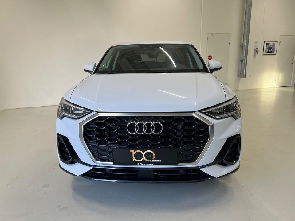 Audi Q3 45 TFSi e Attitude plus Sportback S-tr. 5d