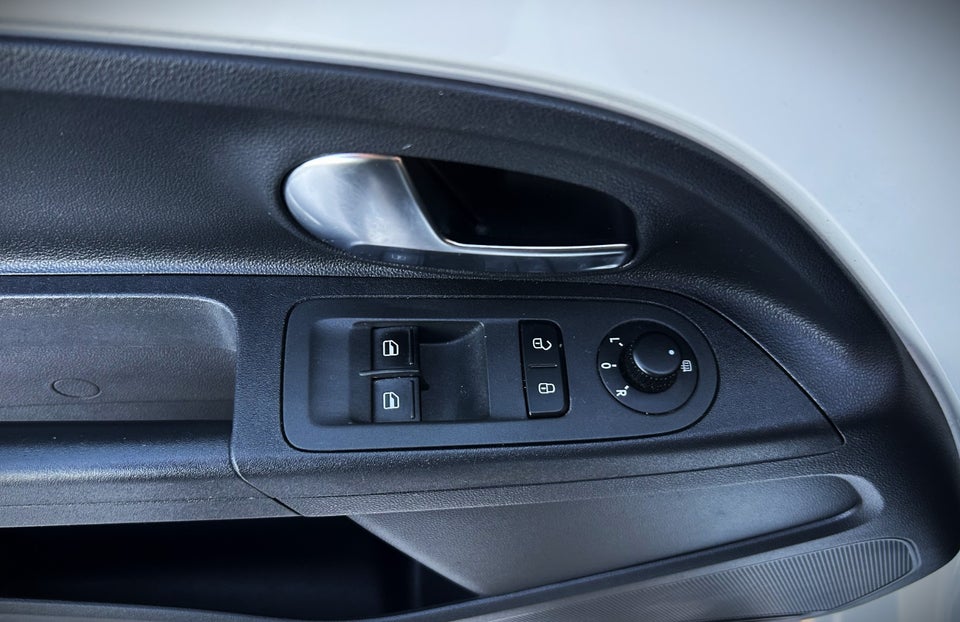 VW Up! 1,0 60 High Up! BMT 5d