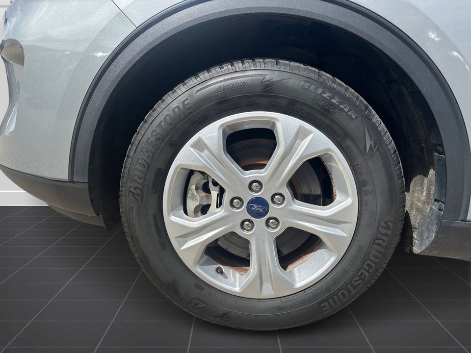 Ford Kuga 2,5 PHEV Titanium CVT 5d
