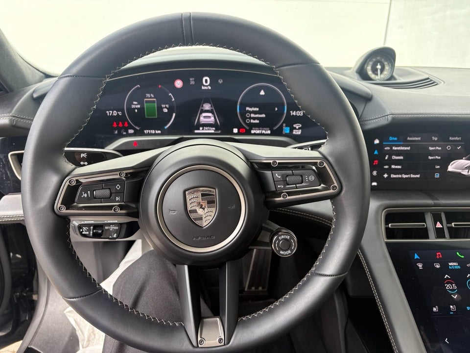 Porsche Taycan Turbo Performance+ 4d