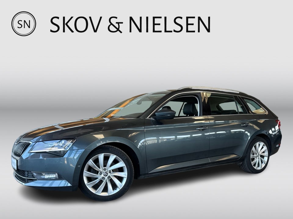Skoda Superb 2,0 TDi 150 Style Combi DSG 5d