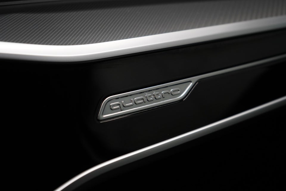 Audi A6 50 TFSi e Sport Prestige quattro S-tr. 4d