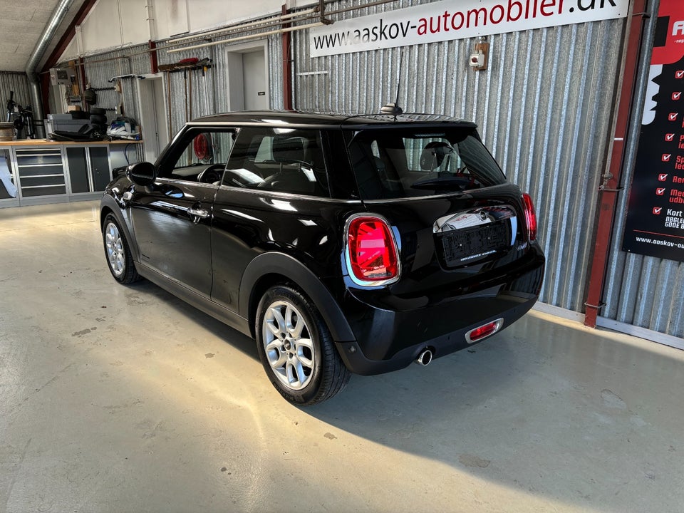 MINI Cooper 1,5 Essential aut. 3d