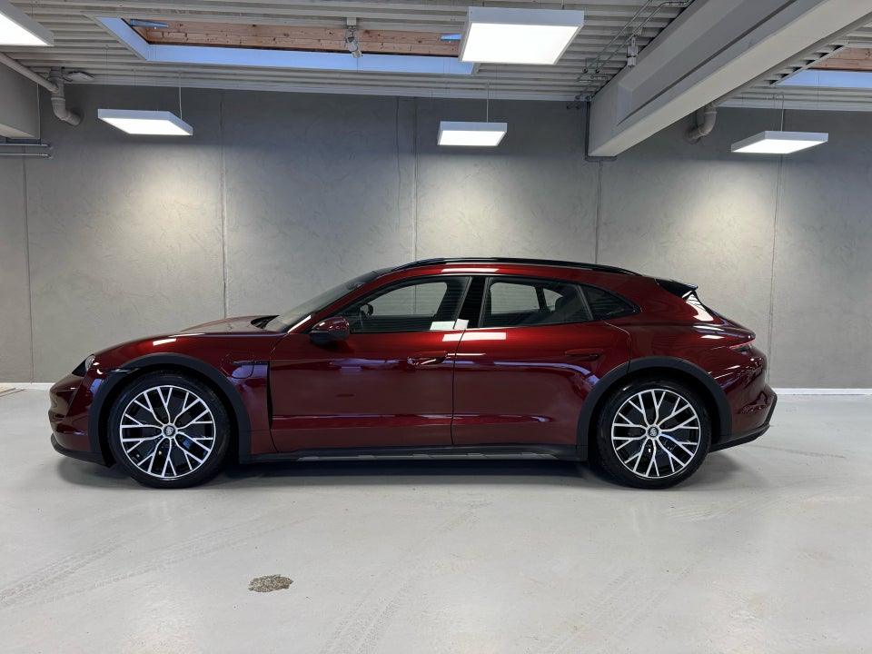 Porsche Taycan 4 Performance+ Cross Turismo 5d