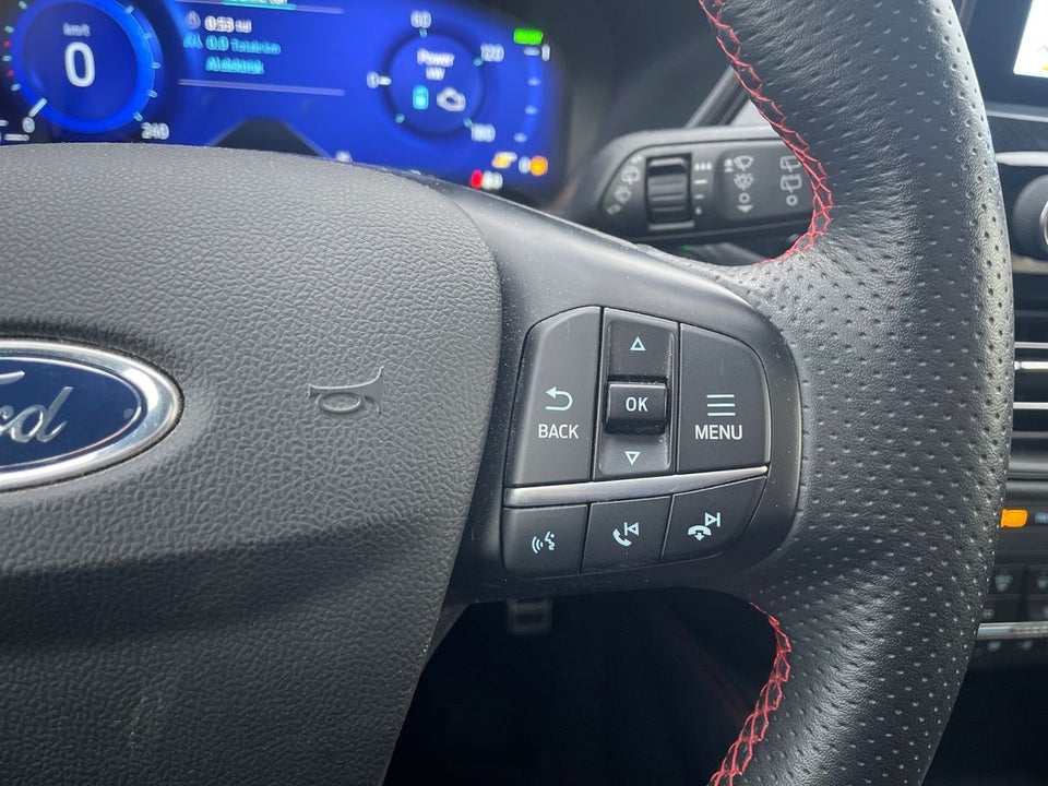 Ford Kuga 2,5 PHEV ST-Line X CVT 5d