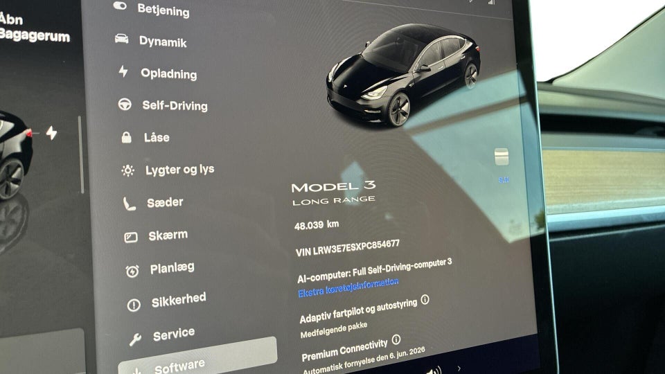 Tesla Model 3 Long Range RWD 4d