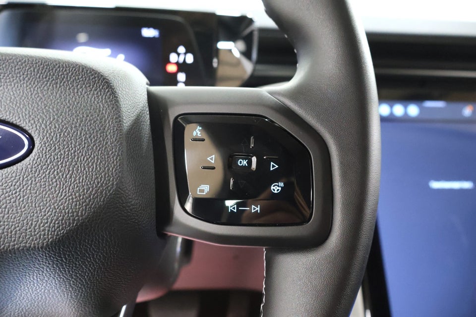 Ford Explorer 82 Select Extended Range 5d