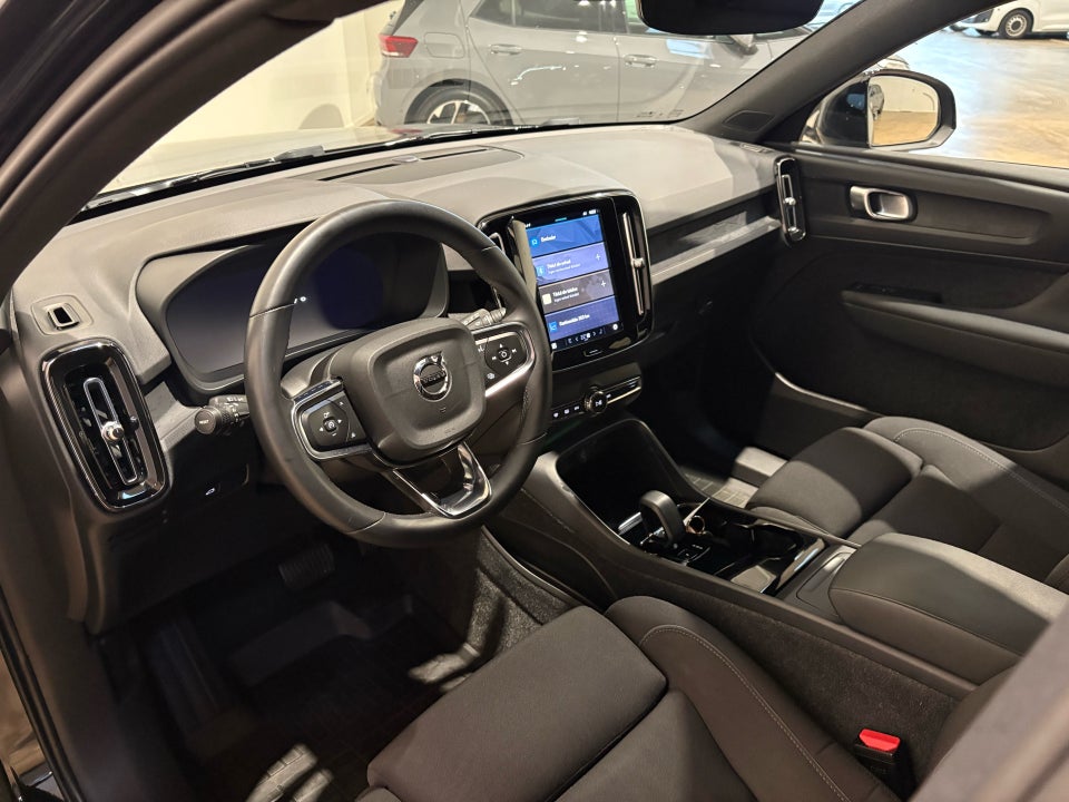 Volvo XC40 ReCharge Plus 5d
