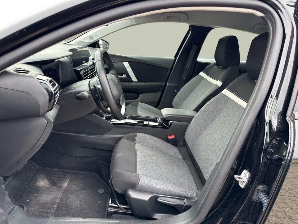 Citroën C4 1,2 PureTech 130 Iconic EAT8 5d