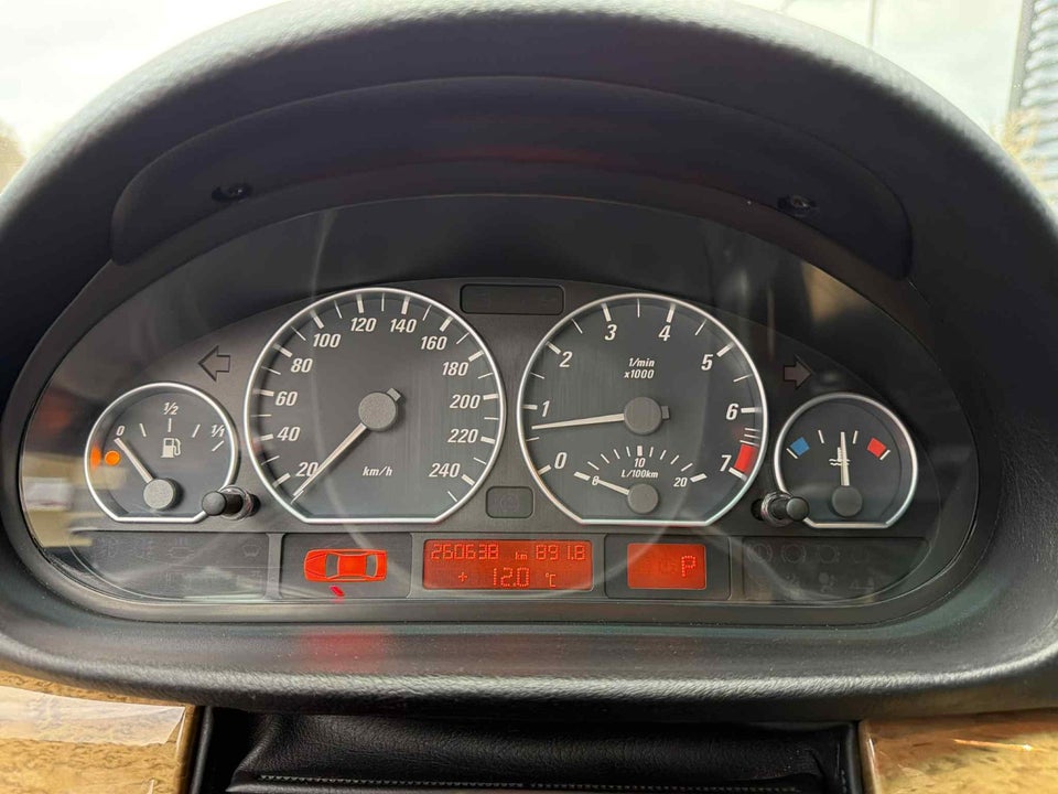 BMW 330Ci 3,0 Cabriolet Steptr. 2d