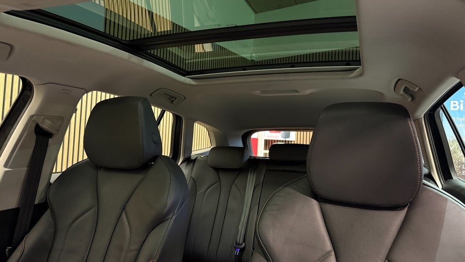 Skoda Enyaq 85 iV Suite 5d