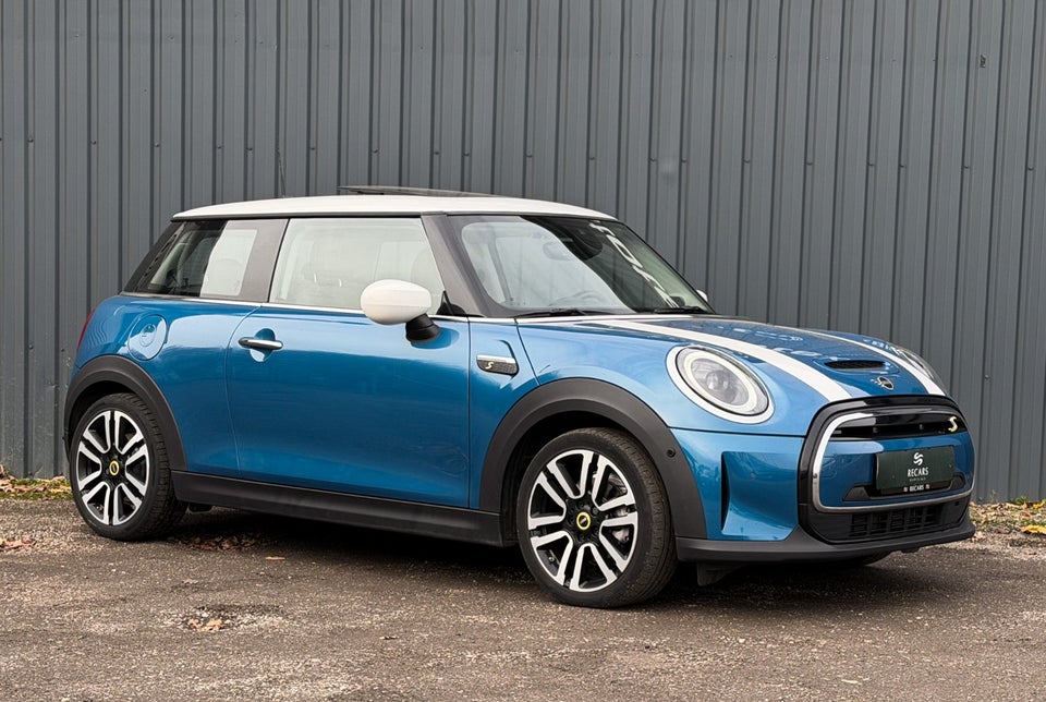 MINI Cooper SE Edition Premium Plus 3d