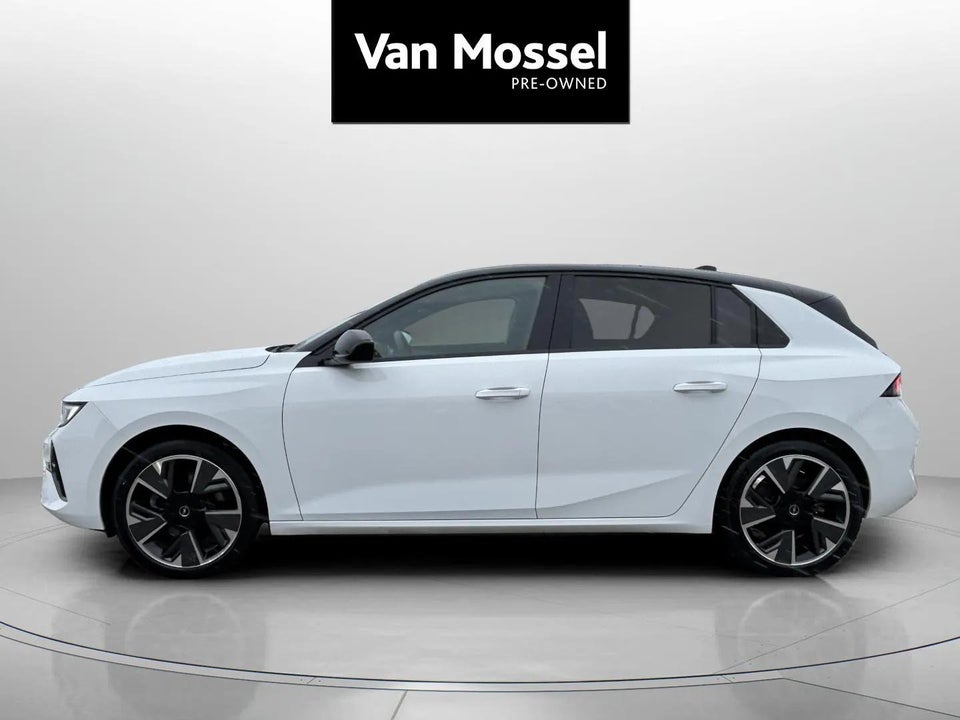 Opel Astra-e 54 GS 5d