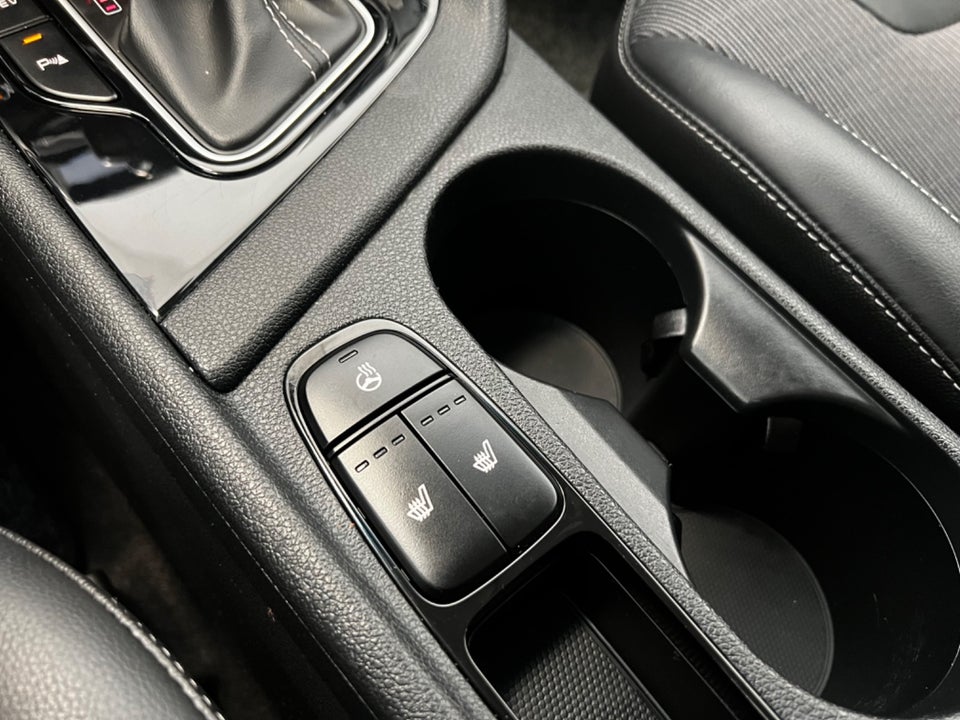 Kia Niro 1,6 PHEV Advance DCT 5d