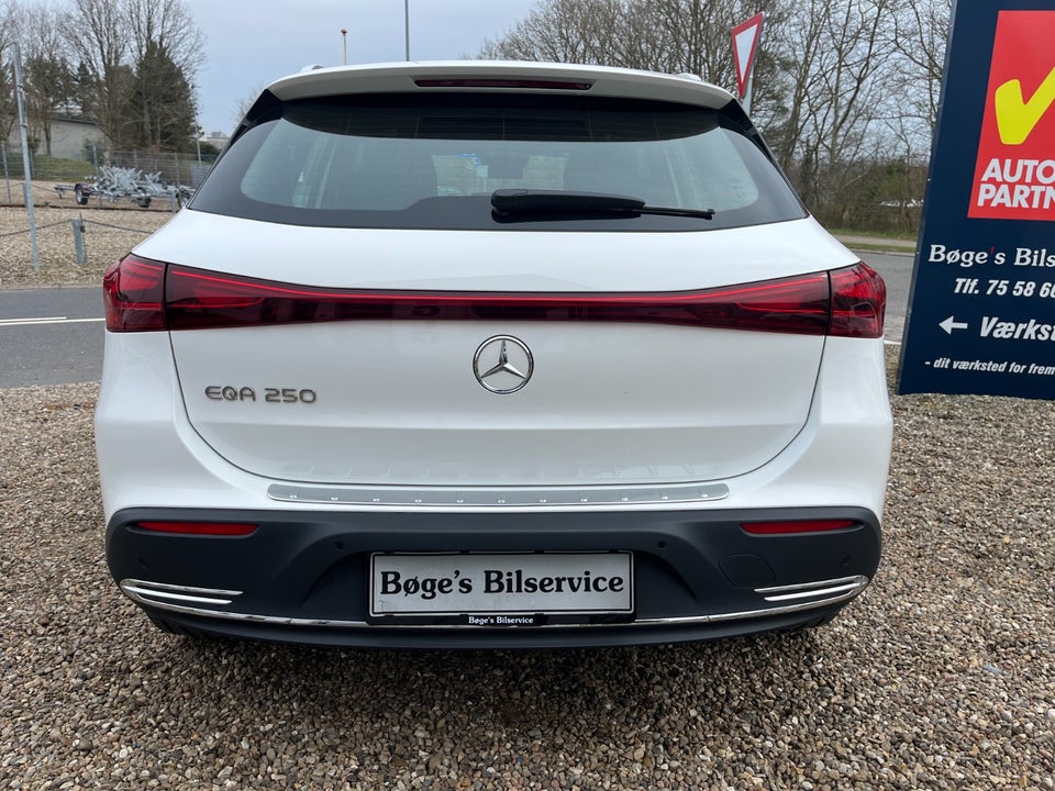 Mercedes EQA250 Progressive Advance 5d
