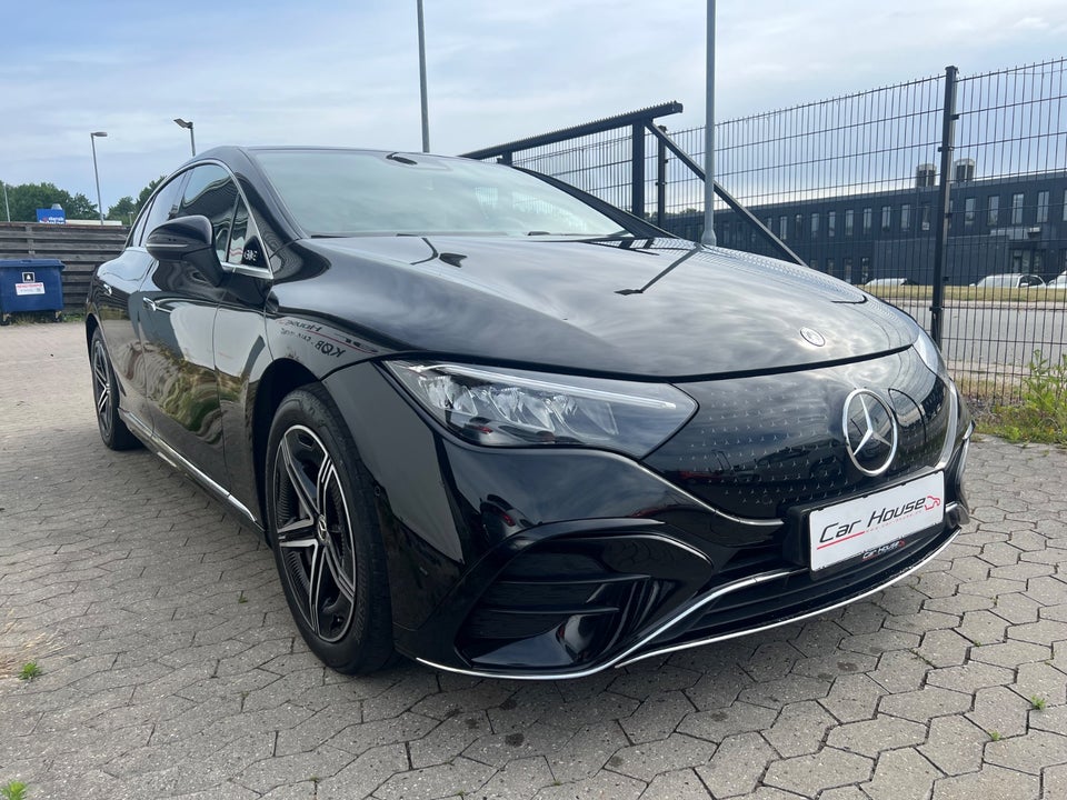 Mercedes EQE300 AMG Line 4d