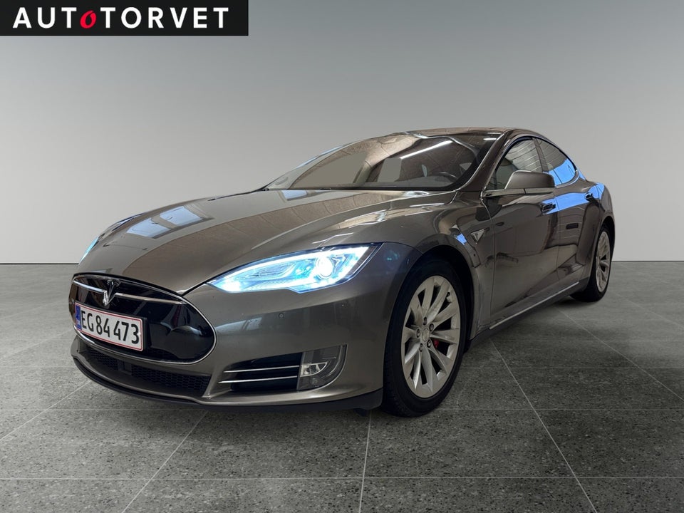 Tesla Model S P90D 5d