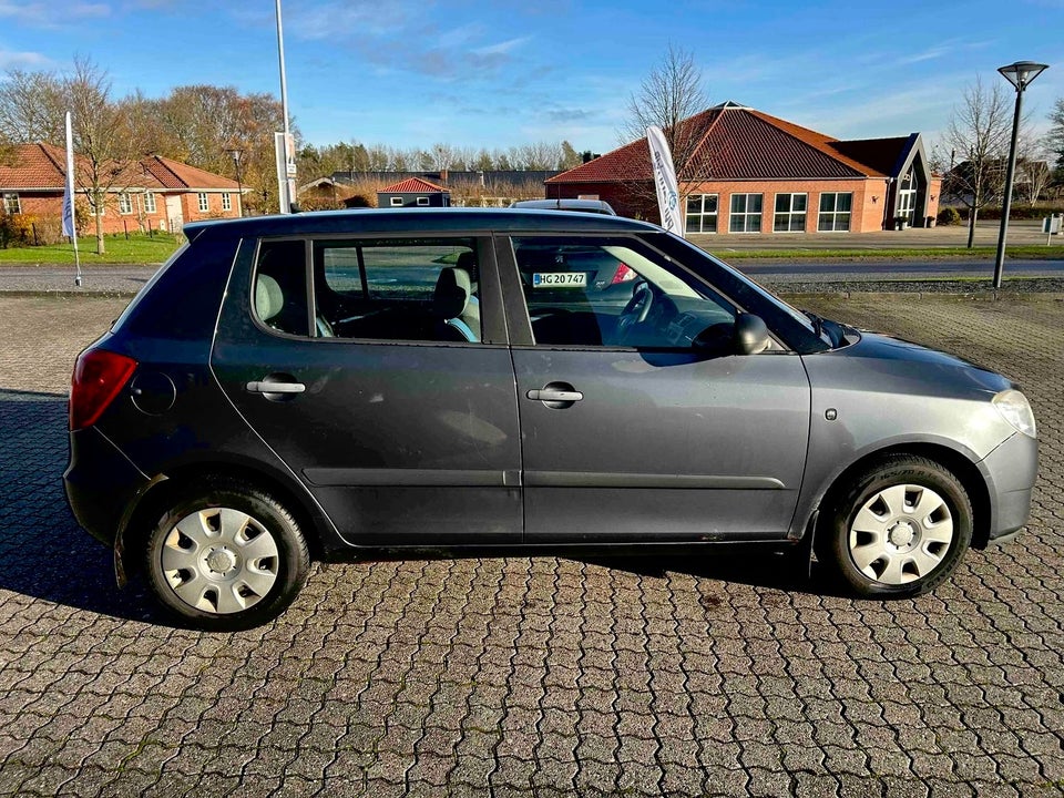 Skoda Fabia 1,2 12V Ambiente 5d