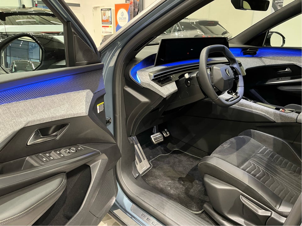 Peugeot e-5008 77 GT Pack 7prs 5d