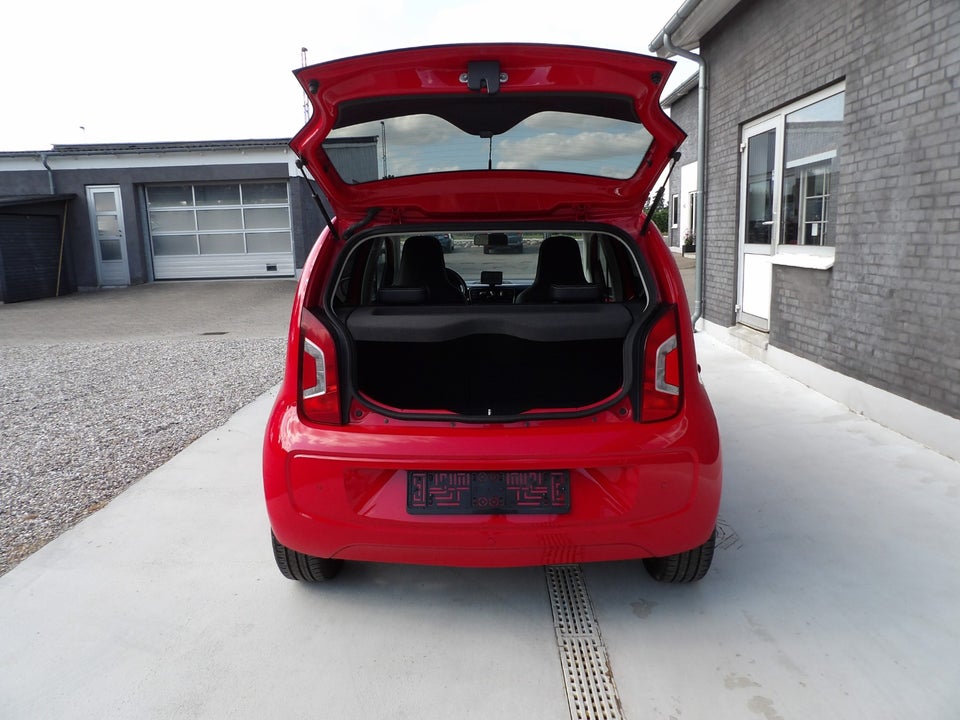 VW Up! 1,0 75 High Up! 5d