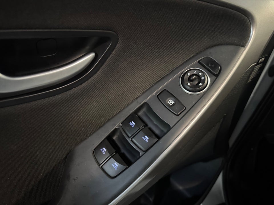 Hyundai i30 1,6 CRDi 110 Style Eco 5d