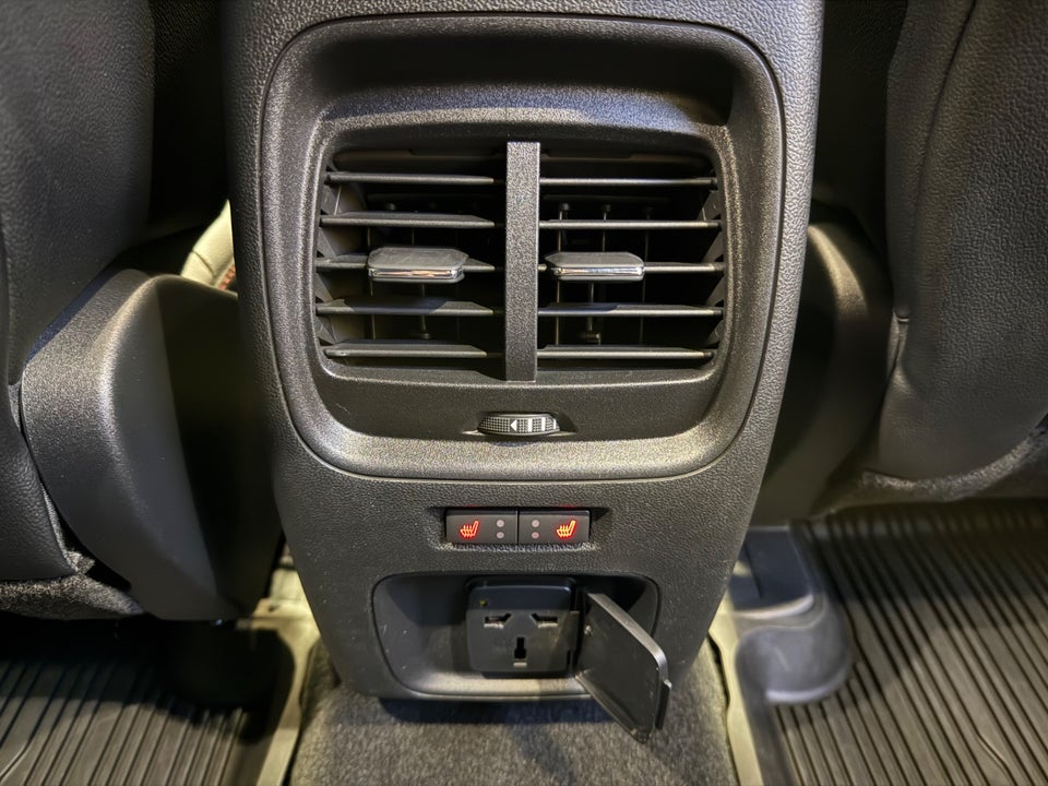 Ford Kuga 2,5 PHEV ST-Line X CVT 5d