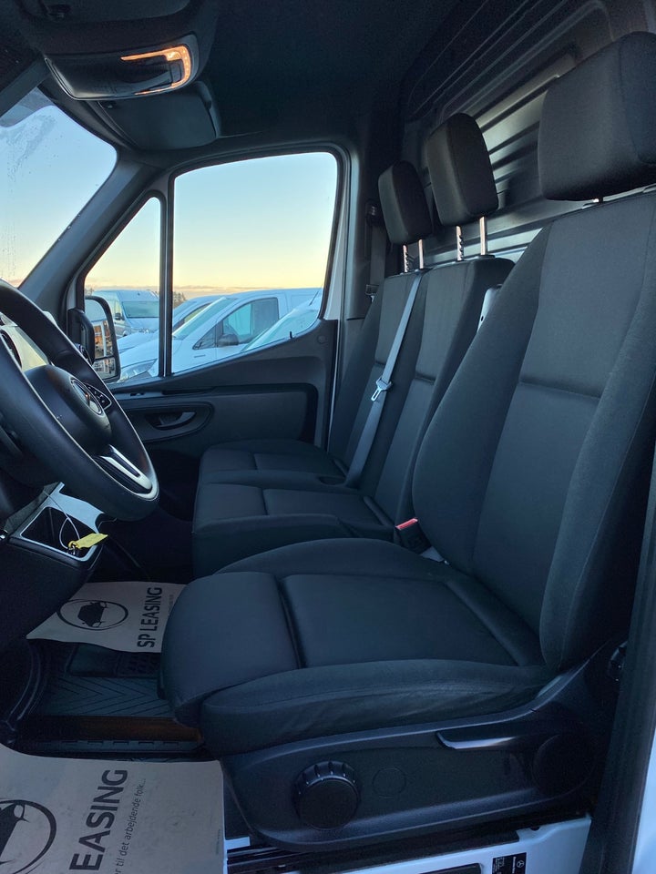 Mercedes Sprinter 317 2,0 CDi A2 Kassevogn aut. RWD