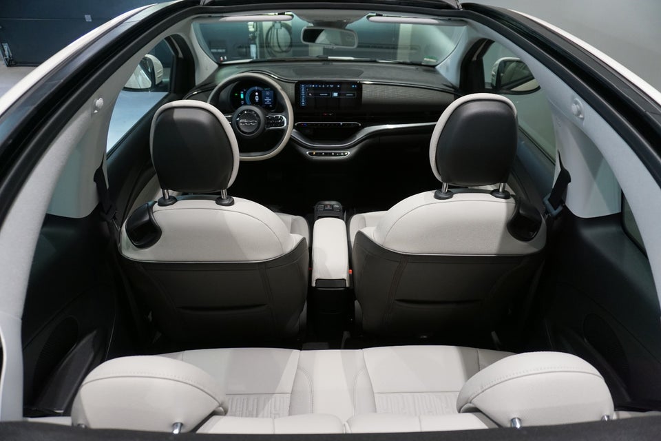 Fiat 500e 42 la Prima by Bocelli Cabrio 2d