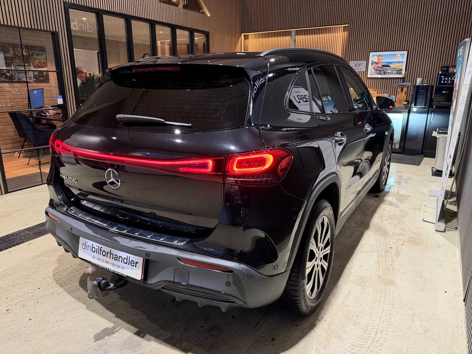 Mercedes EQA250 AMG Line 5d
