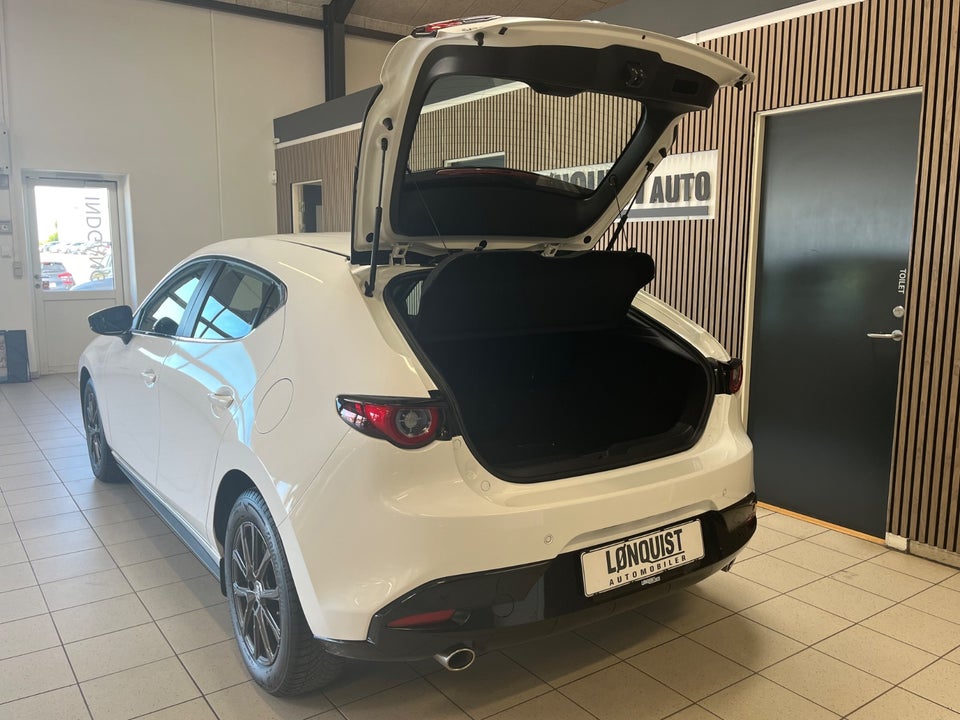 Mazda 3 2,0 e-SkyActiv-G 150 Sky 5d
