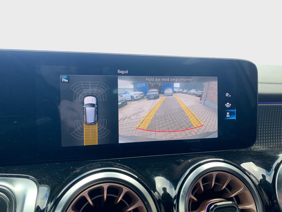 Mercedes EQB300 4Matic 7prs 5d