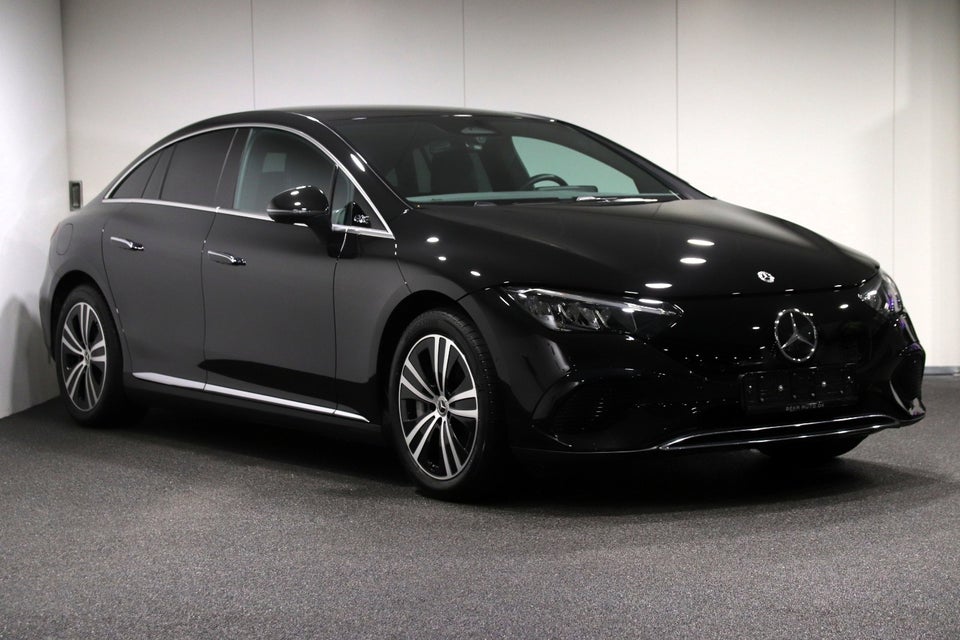 Mercedes EQE300 Avantgarde 4d