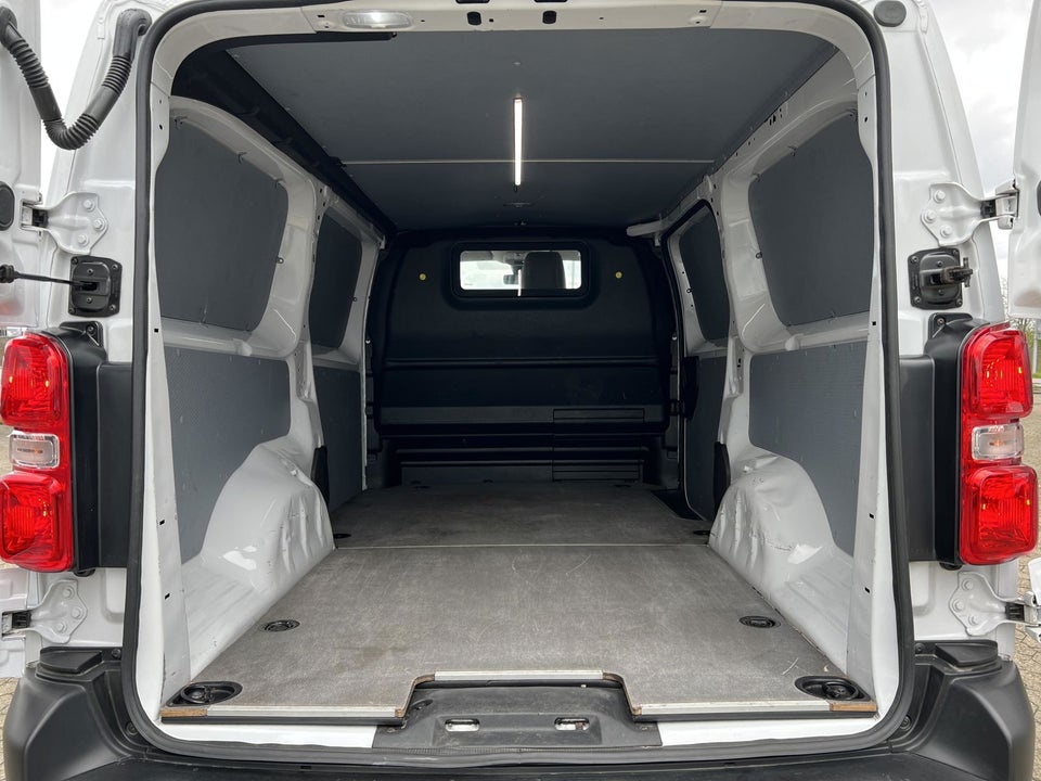 Toyota ProAce 2,0 D 144 Long Comfort Master 4d