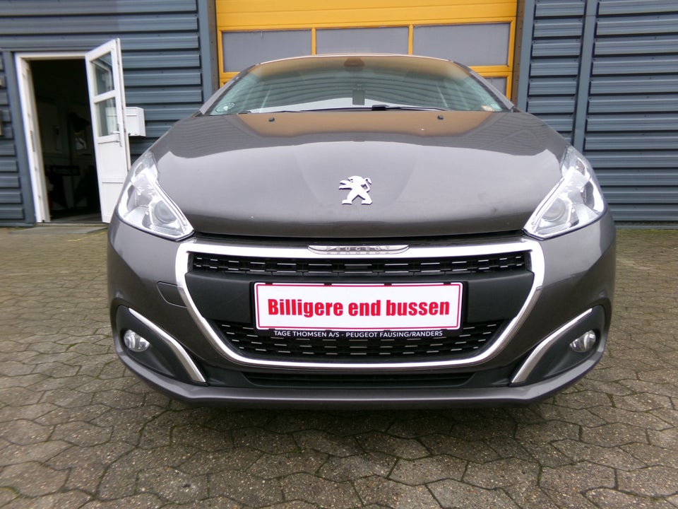 Peugeot 208 1,5 BlueHDi 100 Prestige Sky 5d