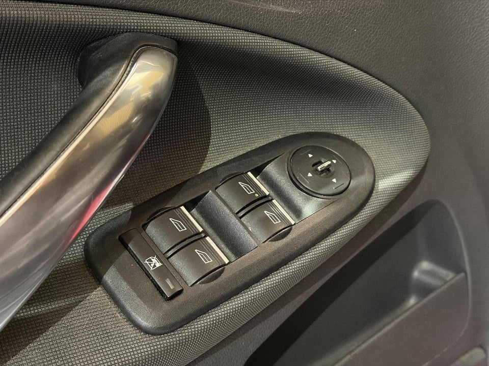 Ford C-MAX 1,6 Ambiente 5d