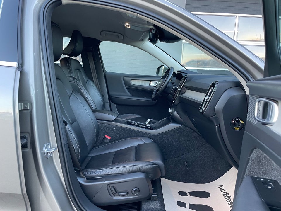 Volvo XC40 1,5 T5 ReCharge Inscription aut. 5d