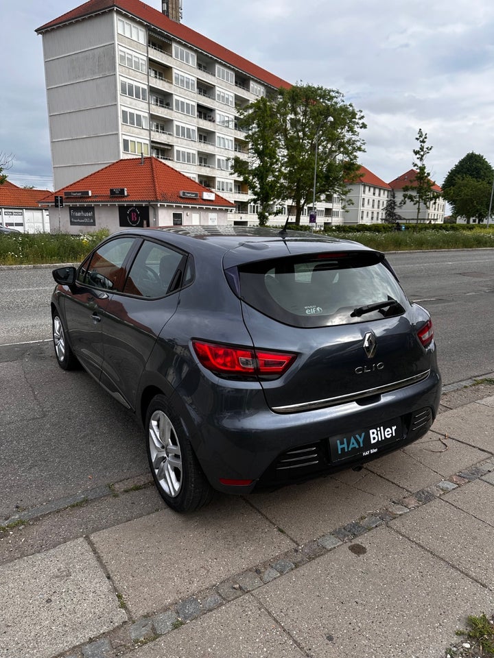 Renault Clio IV 0,9 TCe 90 Zen 5d