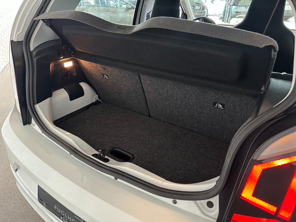 VW e-Up! Style Plus 5d