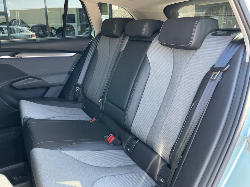 Skoda Enyaq 80 iV Loft 5d