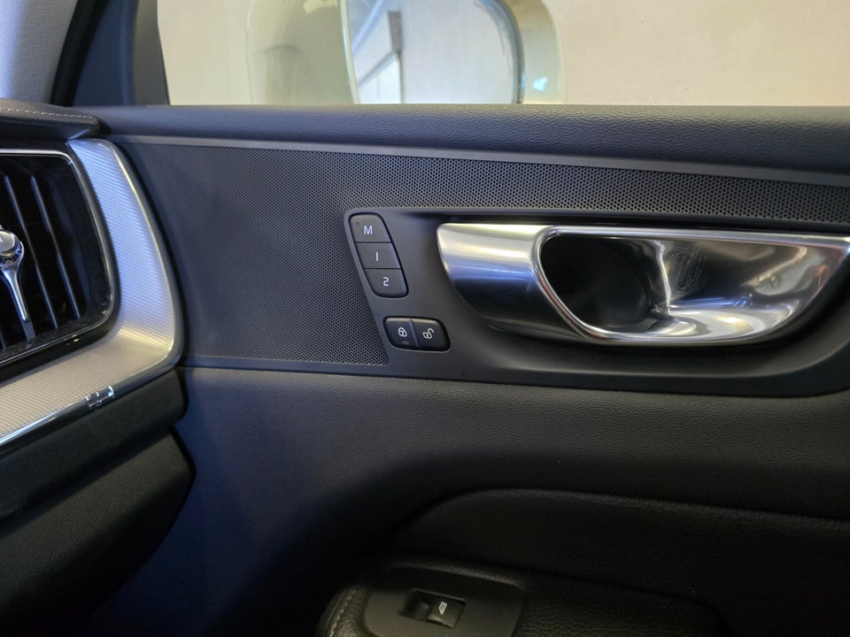 Volvo XC60 2,0 T8 390 Inscription aut. AWD 5d