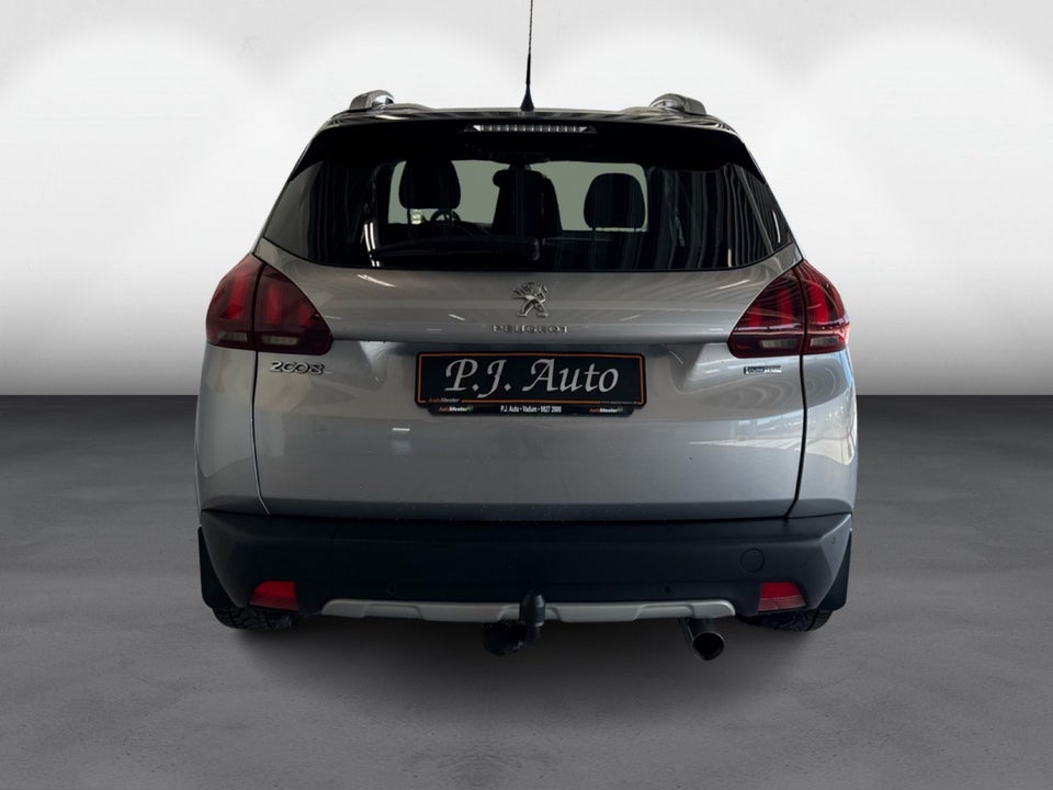 Peugeot 2008 1,2 e-THP 110 Active 5d