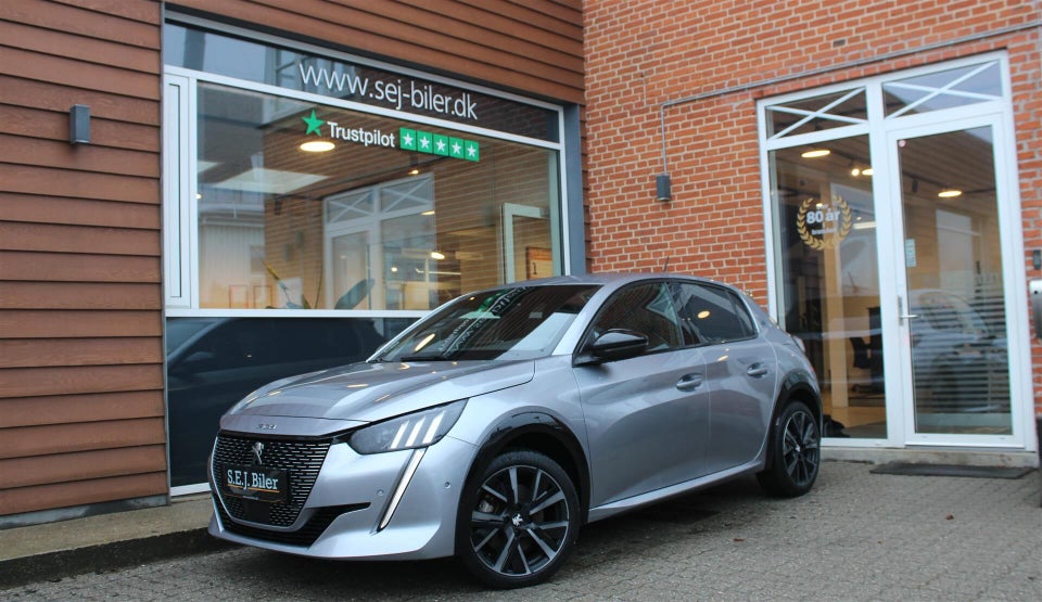 Peugeot e-208 50 GT 5d