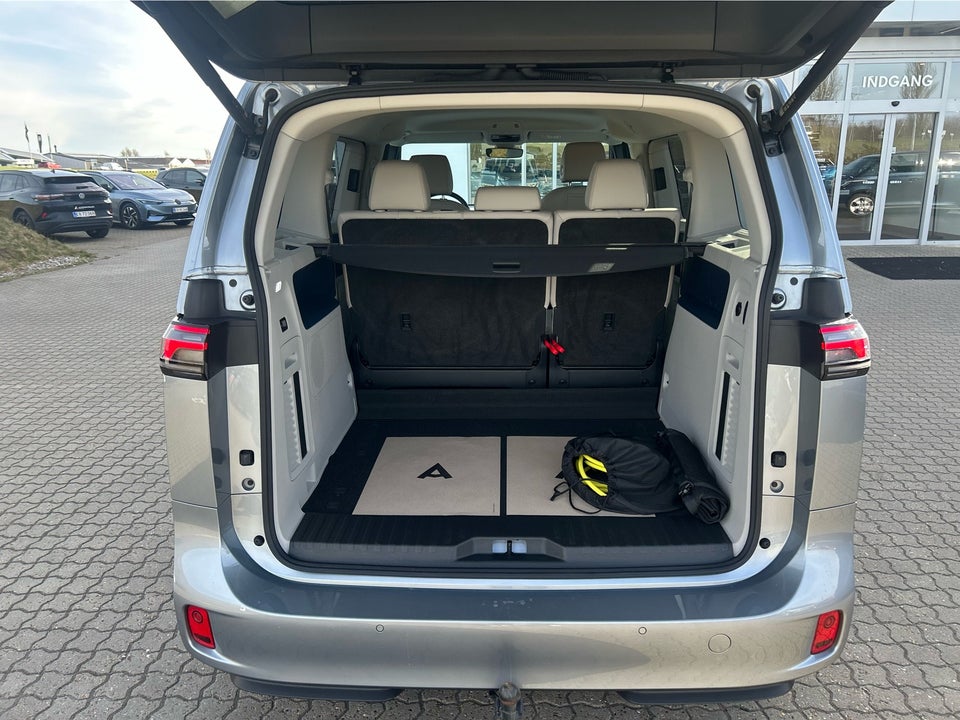 VW ID.Buzz 77 Style 75 Years Edition SWB 5d