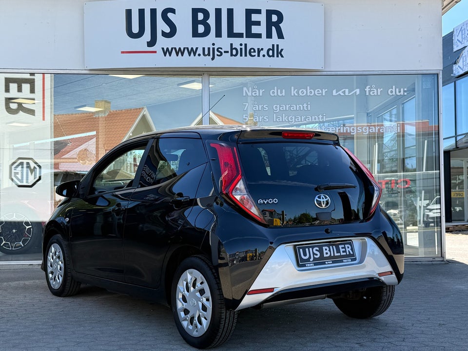 Toyota Aygo 1,0 VVT-i x-pression 5d